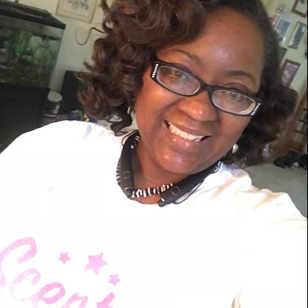 Meet your Posher, Renee